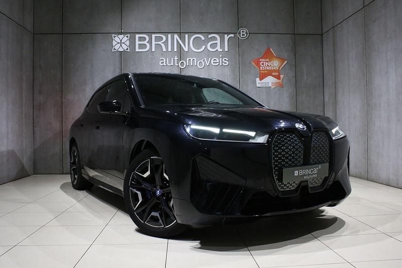 Usado BMW iX Performance 239 kW (326 HP) 2022 Preto SUV