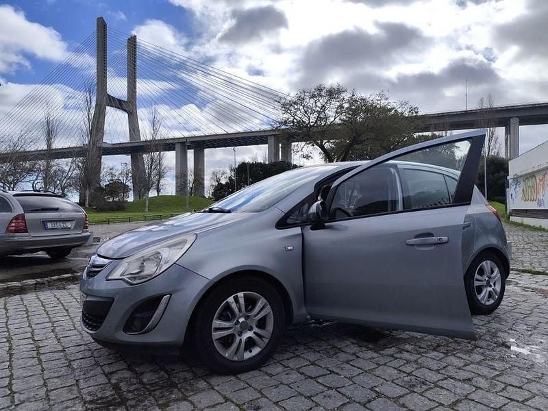 Usado Opel Corsa 80 HP (58 kW) 2013 Citadino