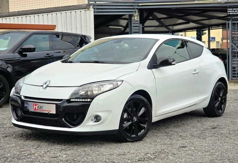 Usado 2014 Renault Mégane III Bose Edition Coupé | € 10.990 (Preço justo) - Imagem 1/4