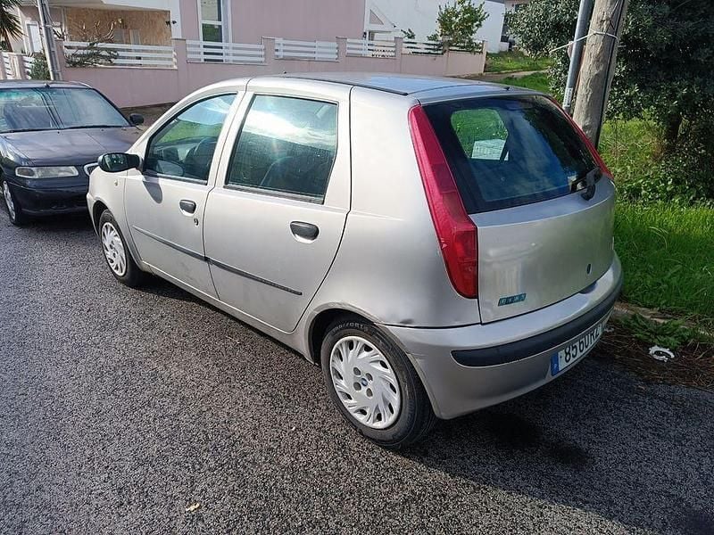 Usado Fiat Punto 2001 Citadino