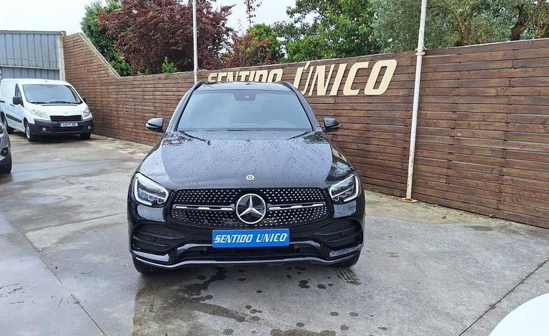 Preto Usado 2021 Mercedes GLC300 AMG SUV | € 43.980 (Preço justo) - Imagem 1/4