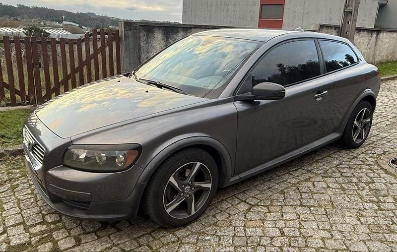 Usado 2009 Volvo C30 Citadino | € 4.150 - Imagem 1/4