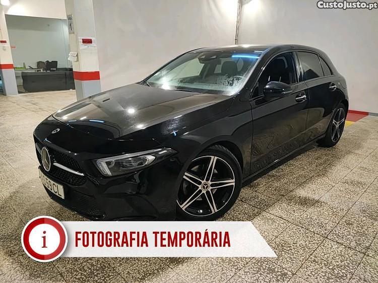 Usado Mercedes A180 Progressive 116 HP (85 kW) 2022 Preto Citadino