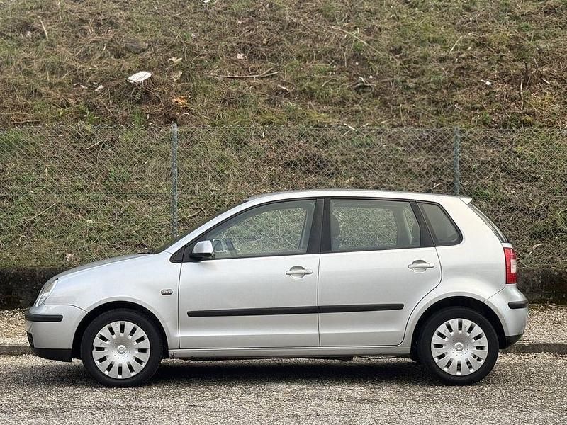 Usado VW Polo 75 HP (55 kW) 2003 Sedan