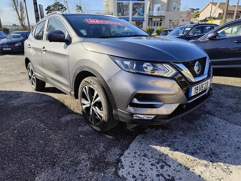 Usado Nissan Qashqai 115 HP (84 kW) 2018 Antracite SUV