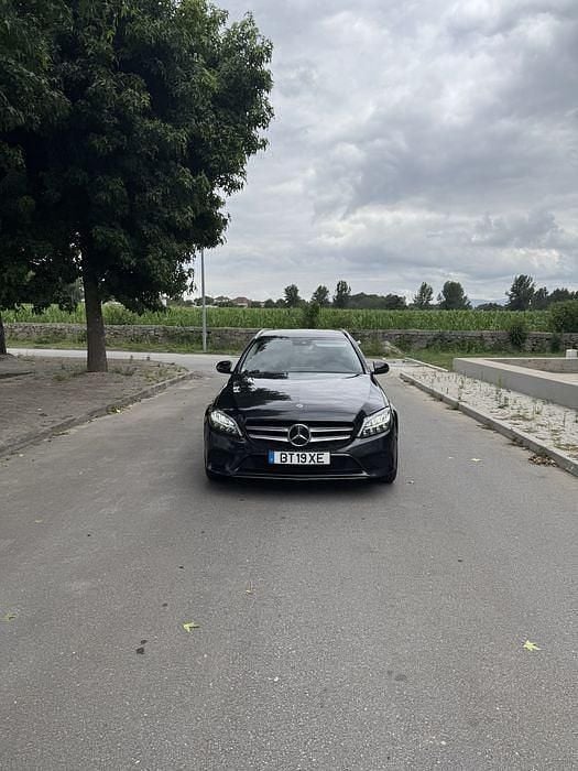 Usado 2020 Mercedes C300e Avantgarde Sedan | € 28.000 (Preço justo) - Imagem 1/4