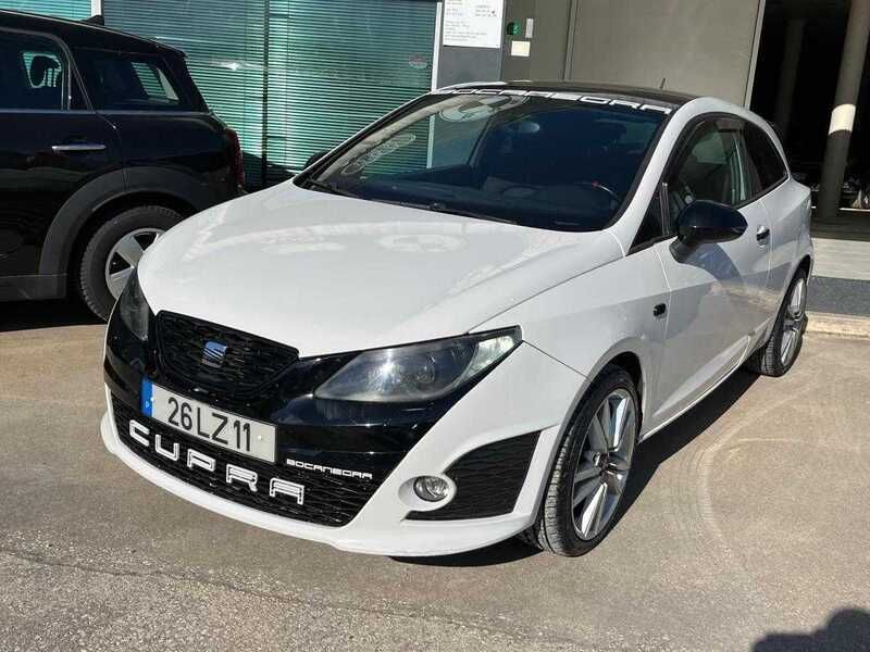 Branco Usado 2011 Seat Ibiza | € 12.750 (Preço justo) - Imagem 1/4