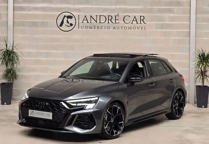 Preto Usado 2022 Audi RS3 Sportback Citadino | € 70.950 - Imagem 1/4