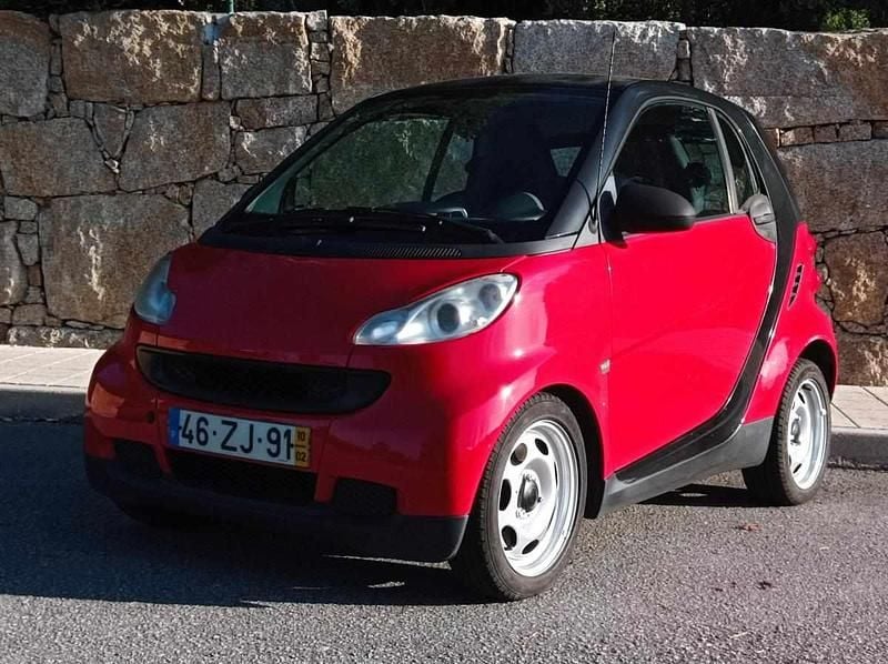 Vermelho Usado 2010 Smart ForTwo Coupé Coupé | € 6.790 (Preço justo) - Imagem 1/4