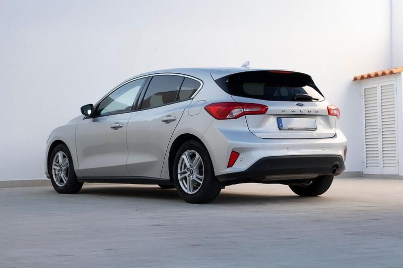 Usado Ford Focus Business Edition 100 HP (73 kW) 2019 Cinza