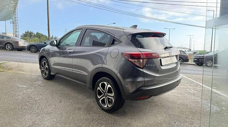 Usado Honda HR-V 120 HP (88 kW) 2018 Cinzento SUV
