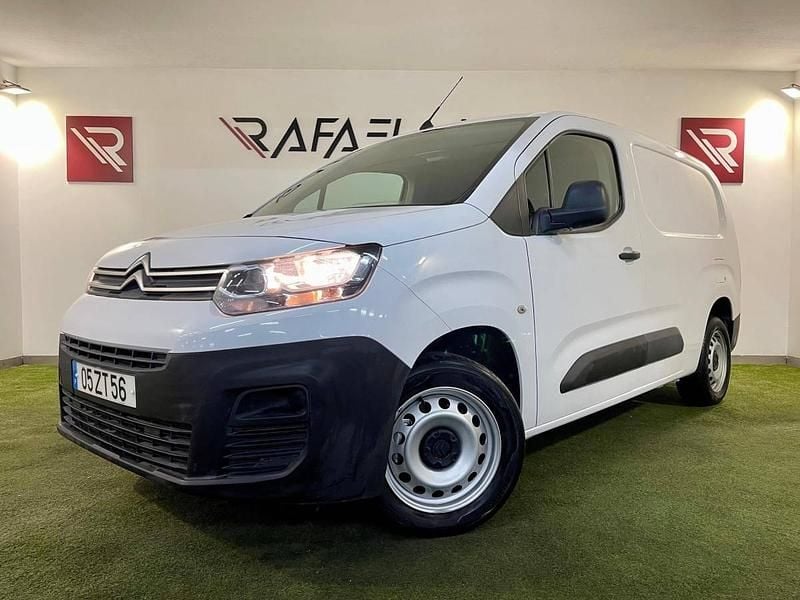 Branco Usado 2020 Citroën Berlingo Feel Monovolume | € 11.500 (Bom preço) - Imagem 1/4