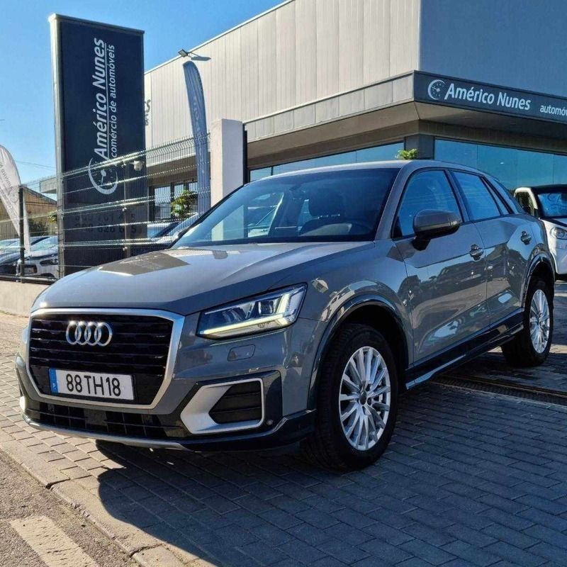 Cinzento Usado 2017 Audi Q2 SUV | € 24.500 (Preço elevado) - Imagem 1/4