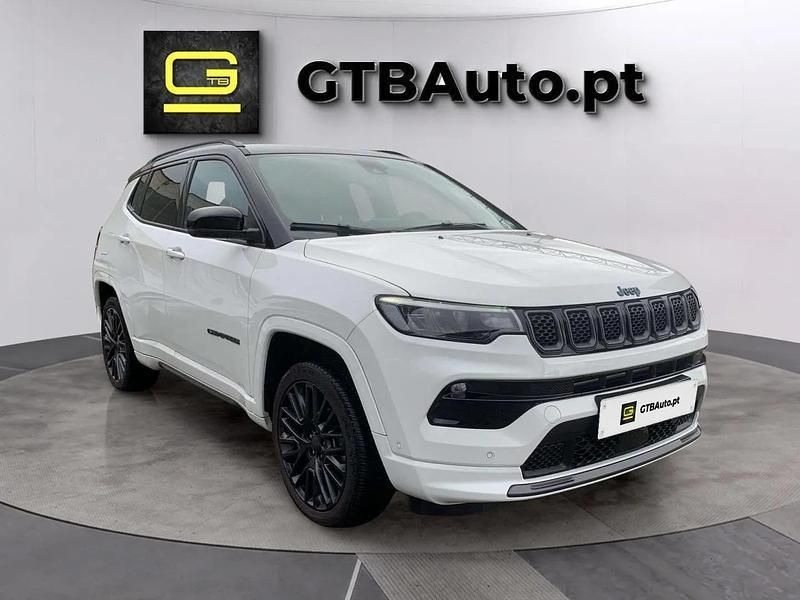 Branco Usado 2022 Jeep Compass SUV | € 29.900 (Preço justo) - Imagem 1/4