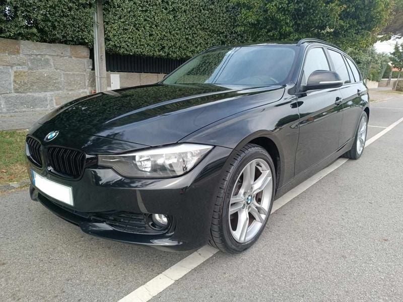 Preto Usado 2013 BMW 318 Carrinha | € 10.990 (Super Preço) - Imagem 1/4