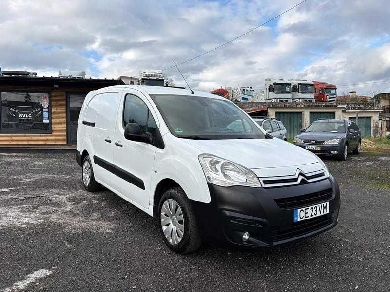 Usado Citroën Berlingo 100 HP (73 kW) 2018 Branco Monovolume
