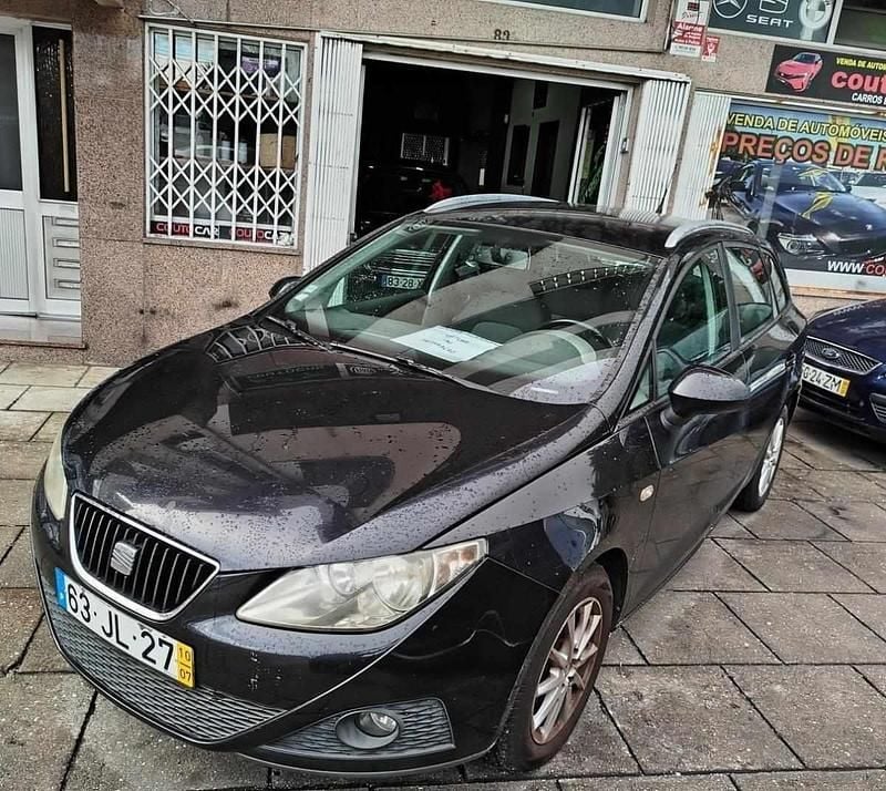 Usado Seat Ibiza 70 HP (51 kW) 2010 Preto