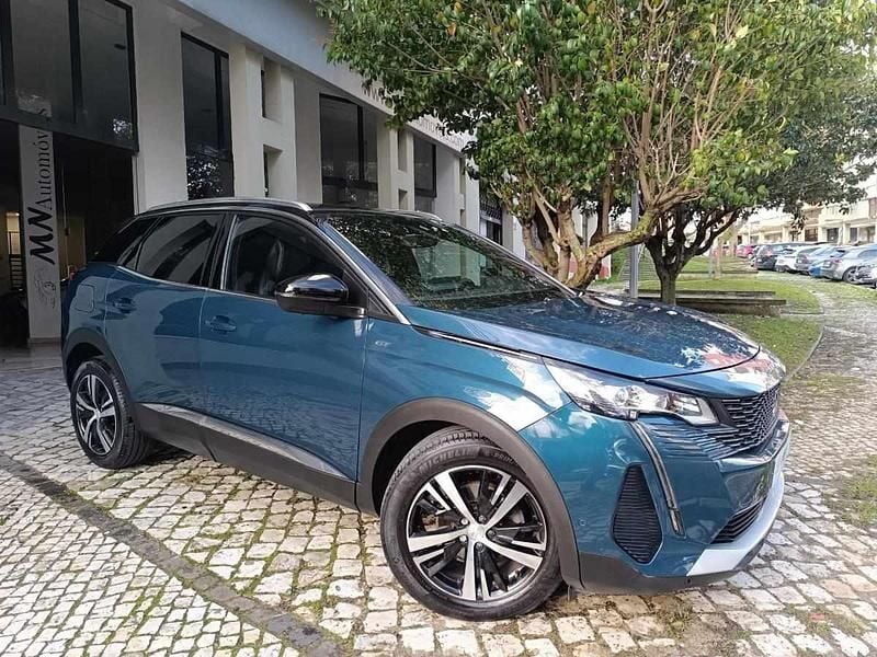 Usado Peugeot 3008 GT 130 HP (95 kW) 2023 Azul SUV