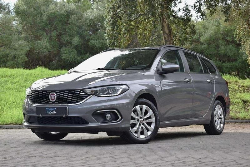 Outra Usado 2019 Fiat Tipo Wagon Carrinha | € 13.890 (Preço elevado) - Imagem 1/4