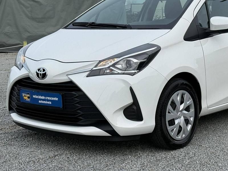 Usado Toyota Yaris 72 HP (52 kW) 2020 Branco