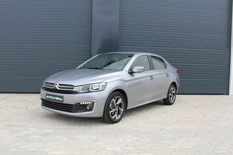 Usado Citroën C-Elysee I PureTech 82 HP (60 kW) 2019 Cinzento Sedan