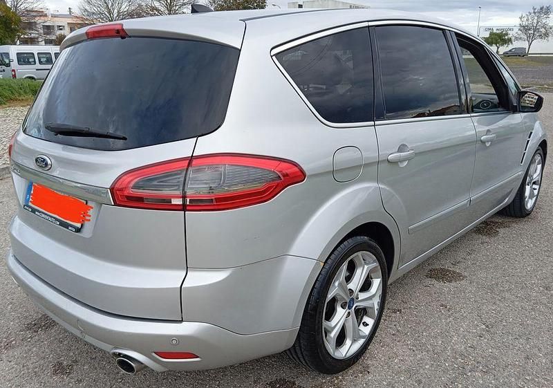 Usado Ford S-MAX S 200 HP (147 kW) 2011 Monovolume