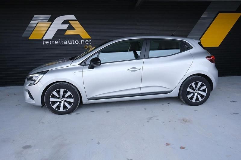 Usado Renault Clio V Equilibre 100 HP (73 kW) 2022 Cinza