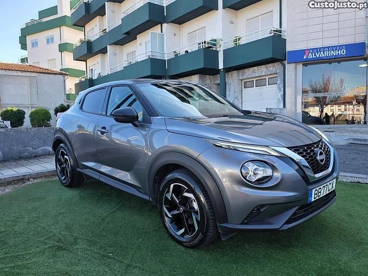 Cinza Usado 2023 Nissan Juke N-Connecta SUV | € 22.950 (Preço justo) - Imagem 1/1