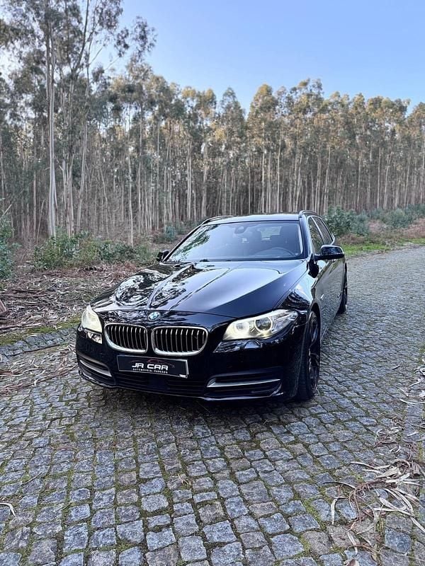 Usado BMW 520 Luxury Line 190 HP (139 kW) 2016 Preto Carrinha