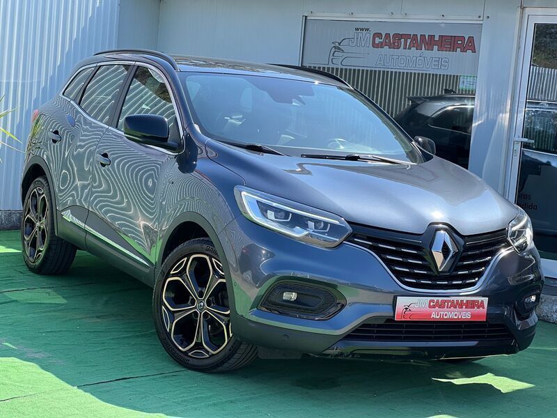 Cinza Usado 2022 Renault Kadjar Black Edition SUV | € 25.900 (Caro) - Imagem 1/4