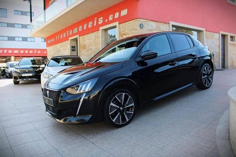 Usado Peugeot e-208 GT-line 100 kW (136 HP) 2020 Preto Citadino