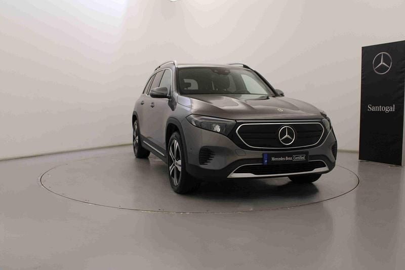 Outra Usado 2023 Mercedes EQB250 Electric Art SUV | € 39.990 - Imagem 1/4