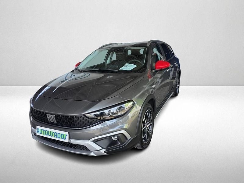 Cinzento Usado 2024 Fiat Tipo | € 17.740 (Bom preço) - Imagem 1/4