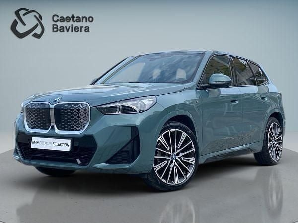 Verde Usado 2025 BMW iX1 SUV | € 54.900 - Imagem 1/4
