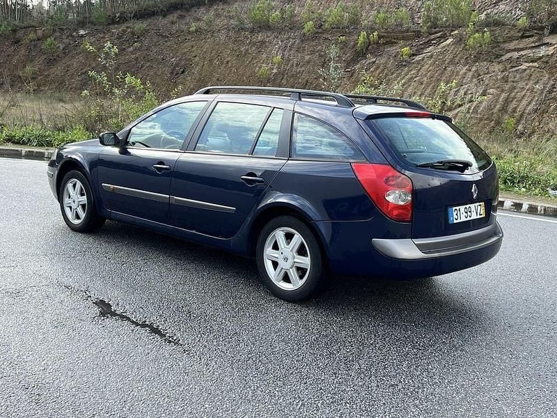 Usado Renault Laguna II Privilege 120 HP (88 kW) 2004 Sedan