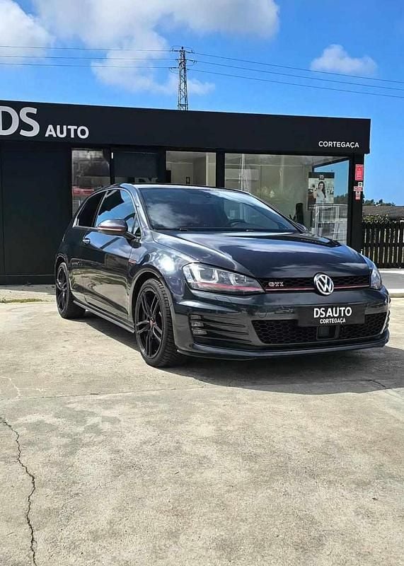 Usado VW Golf VII 230 HP (169 kW) 2014 Cinzento