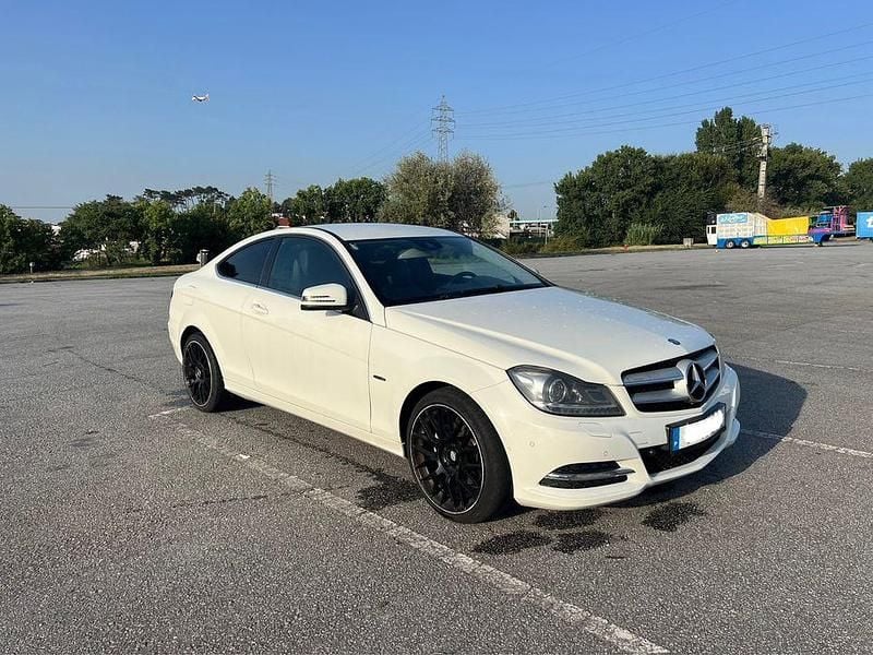 Usado 2011 Mercedes C220 Coupé | € 10.900 (Preço justo) - Imagem 1/4