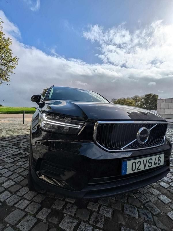 Preto Usado 2018 Volvo XC40 SUV | € 23.400 (Super Preço) - Imagem 1/4