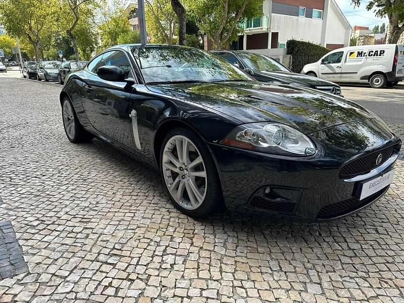 Usado Jaguar XK 416 HP (305 kW) 2008 Preto