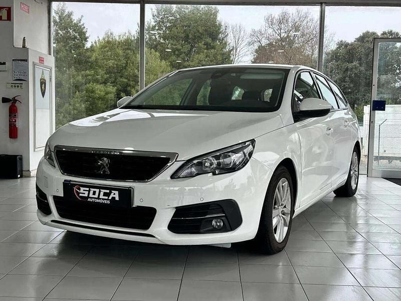 Branco Usado 2020 Peugeot 308 SW Carrinha | € 12.890 (Preço justo) - Imagem 1/4