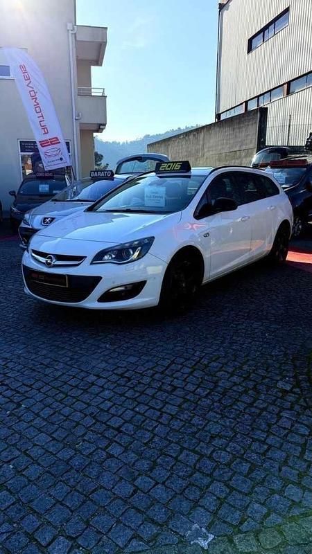 Usado Opel Astra Sport 110 HP (80 kW) 2016 Branco Carrinha