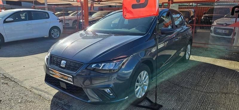 Usado Seat Ibiza Style 95 HP (69 kW) 2023 Cinza Citadino