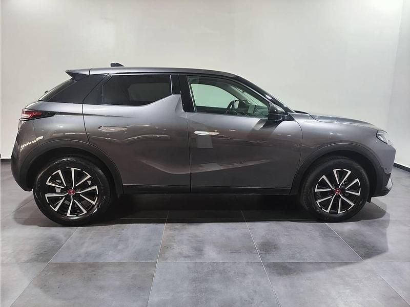 Usado DS Automobiles DS3 Performance 100 HP (73 kW) 2024 Cinzento