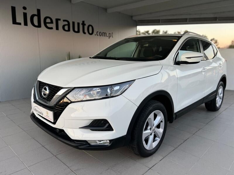 Branco Usado 2021 Nissan Qashqai N-TEC SUV | € 19.750 (Preço justo) - Imagem 1/4