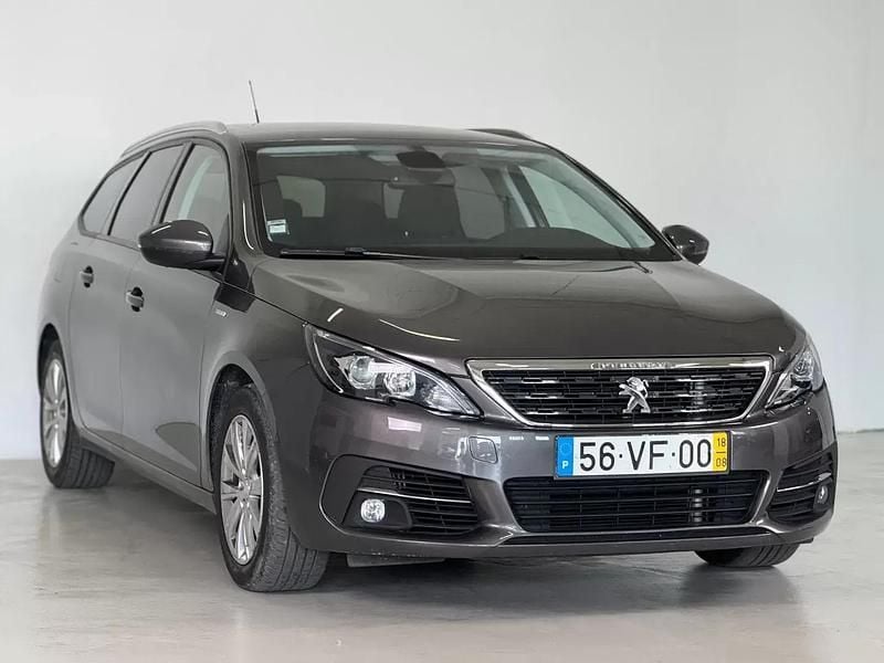 Cinzento Usado 2018 Peugeot 308 SW Style Carrinha | € 12.990 (Bom preço) - Imagem 1/4