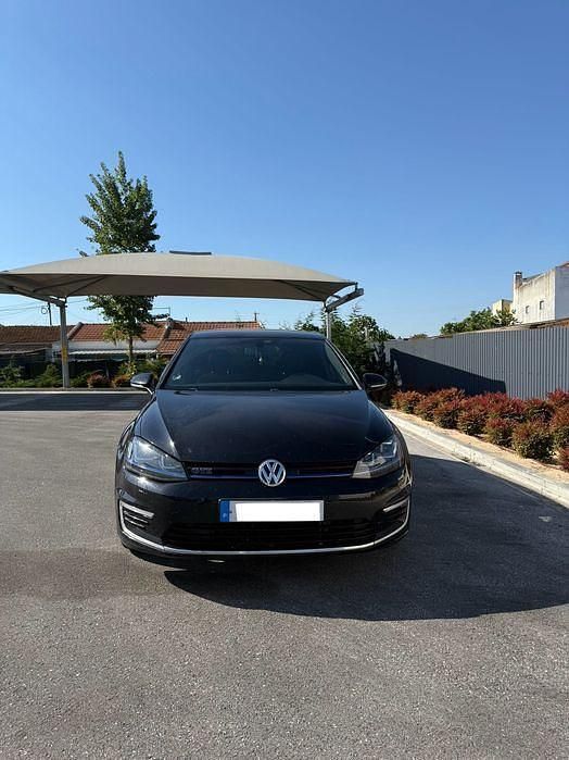 Usado 2015 VW Golf VII GTE Sedan | € 18.000 (Preço justo) - Imagem 1/4