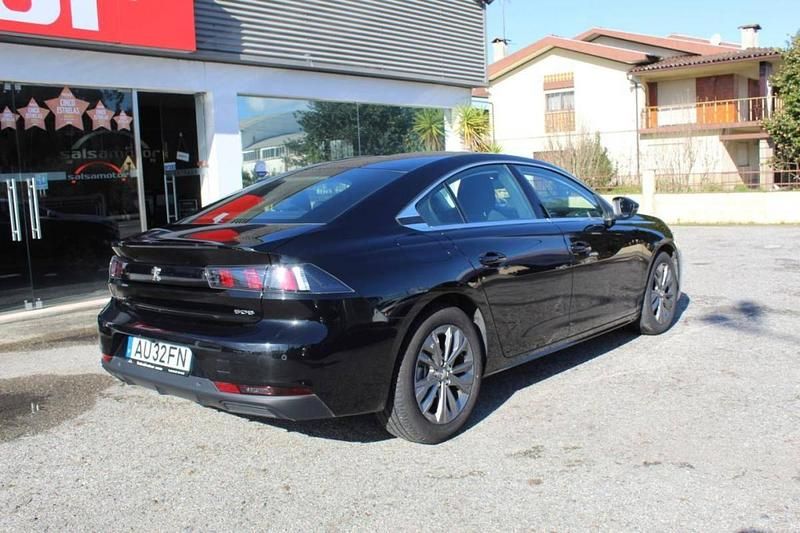 Usado Peugeot 508 130 HP (95 kW) 2019 Preto