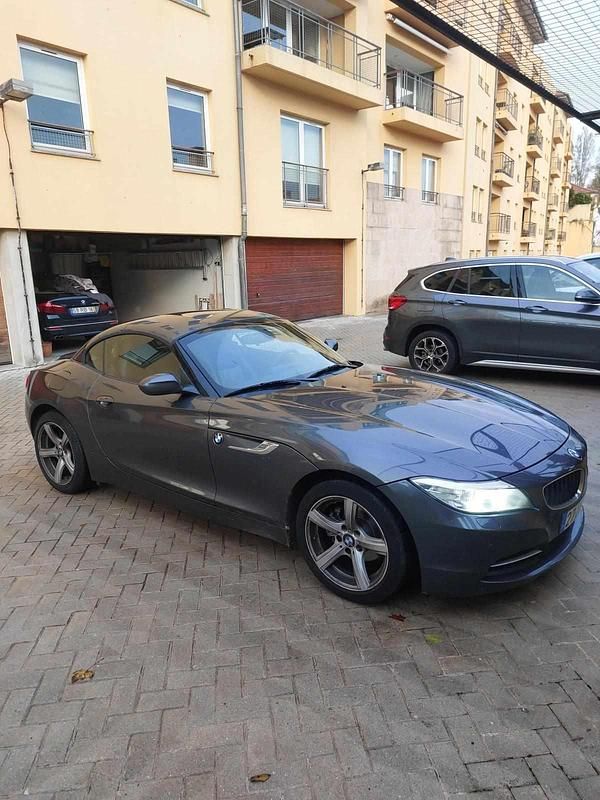 Usado BMW Z4 156 HP (114 kW) 2014 Cinzento Cabrios