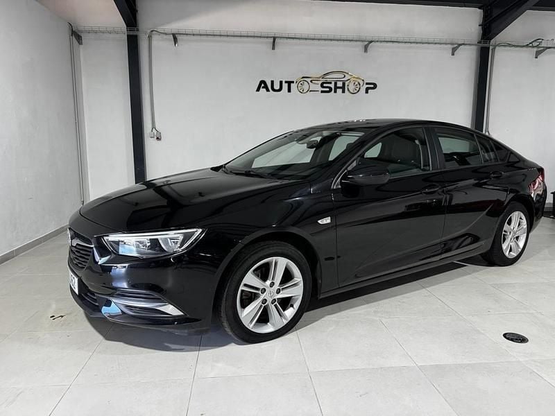 Preto Usado 2019 Opel Insignia Innovation | € 13.490 (Preço justo) - Imagem 1/4
