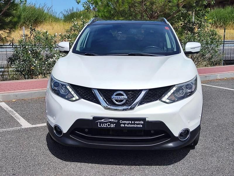 Usado Nissan Qashqai Premium Edition 130 HP (95 kW) 2014 Outro SUV